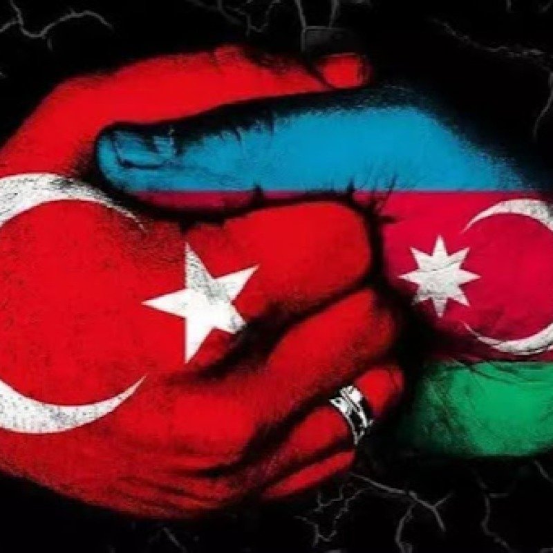 Gərginlik: AKP-yə yaxın qəzetlər Azərbaycandan nə istəyir?